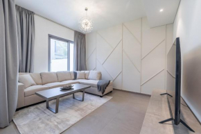 Exclusive Spacious Villa I Garden I Tilal Al Ghaf